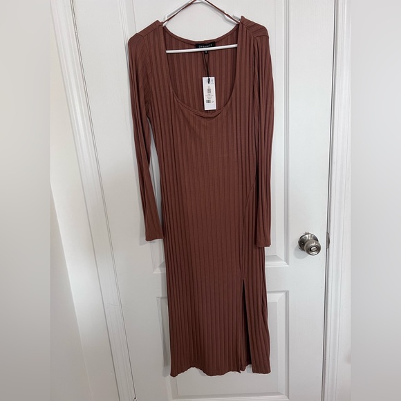 New With Tags. Dynamite long sleeve fitted dress with front slit. - Picture 1 of 3